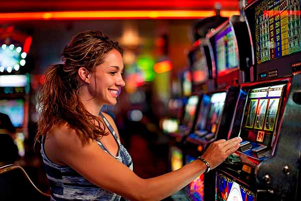 mänguautomaadid ja teenindusajad online kasiinos